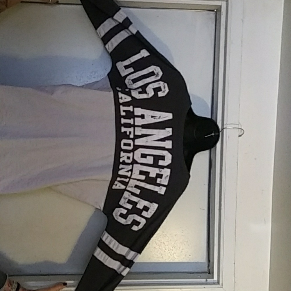 Top - Picture 2 of 2
